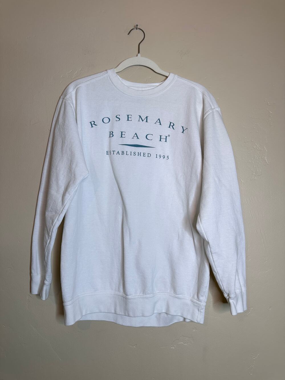 Rosemary Beach Oversized White Pullover Sweatshirt Medium